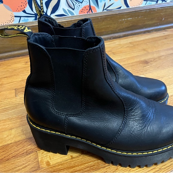 Dr. Martens Rometty Chelsea Boots - Picture 7 of 7